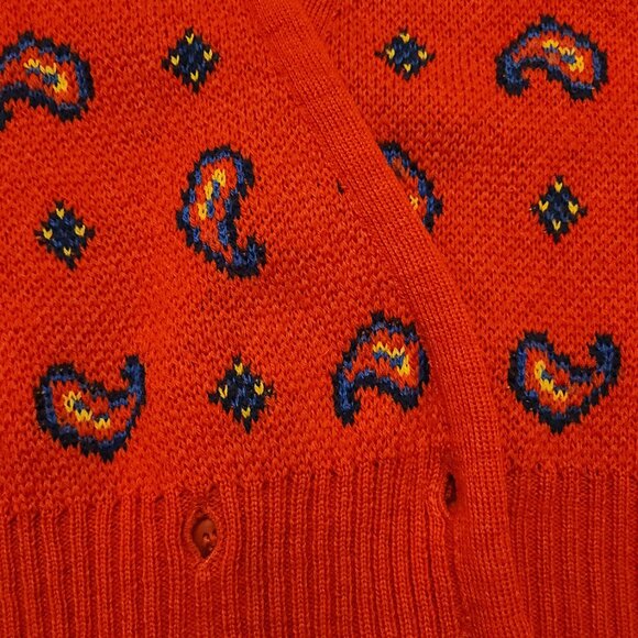 VINTAGE WOMENS PENDLETON CARDIGAN SWEATER VEST WITH PAISLEY PATTERN - Picture 7 of 9